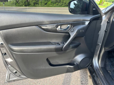 2020 Nissan Rogue SL