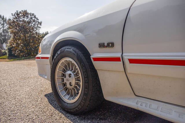1987 Ford Mustang GT