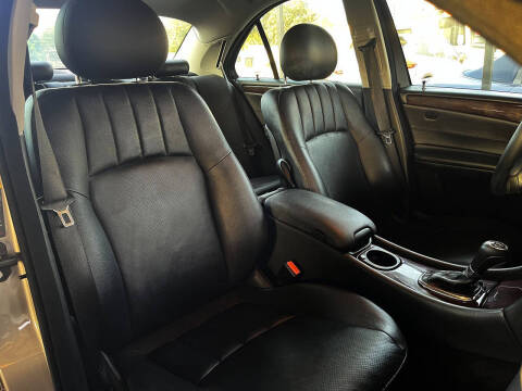 2005 Mercedes-Benz C-Class C 320