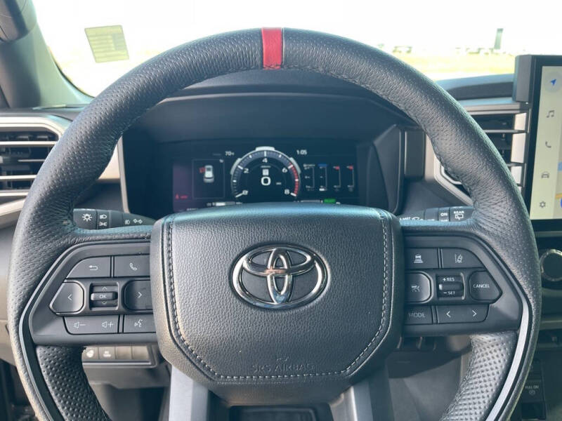 2025 Toyota Sequoia SR5