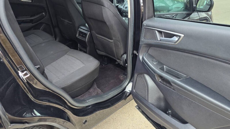 2017 Ford Edge SE