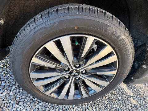 2020 Mitsubishi Outlander ES