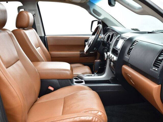 2016 Toyota Sequoia Platinum