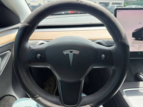 2024 Tesla Model Y Long Range