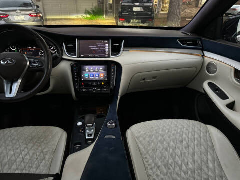2019 Infiniti QX50 Essential