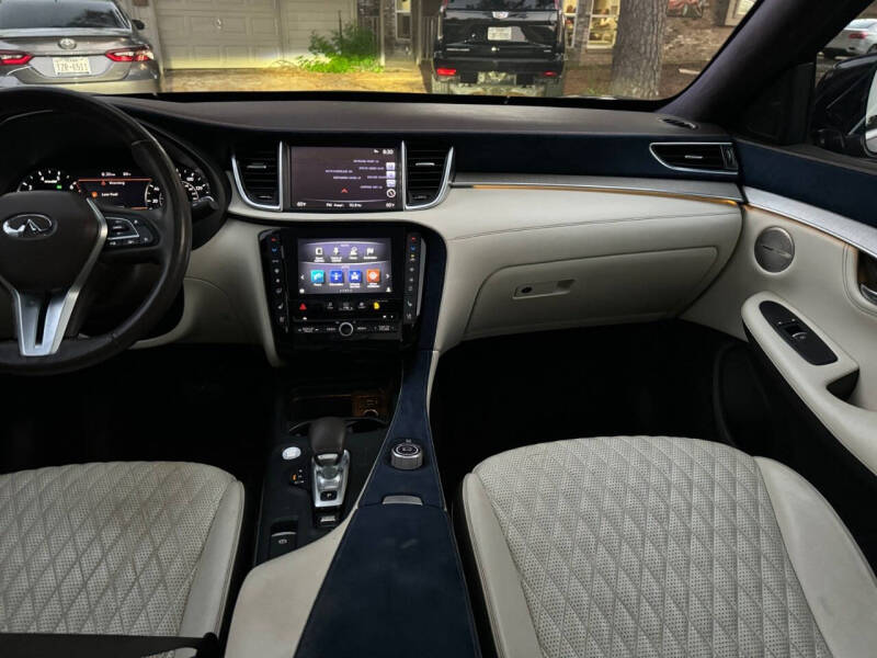 2019 Infiniti QX50 Essential