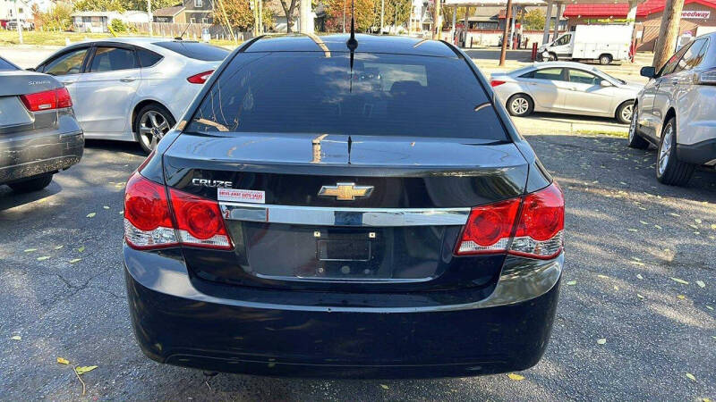 2013 Chevrolet Cruze LS Auto