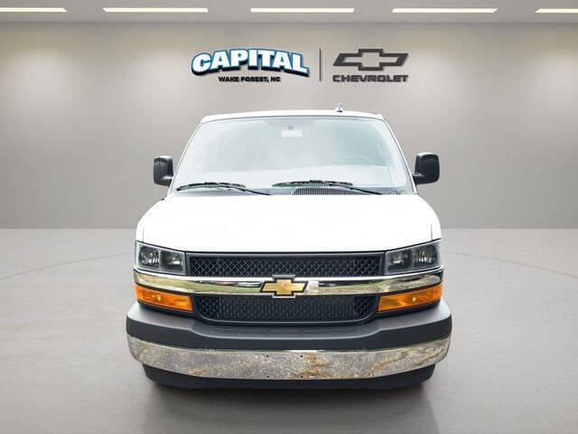 2025 Chevrolet Express 2500