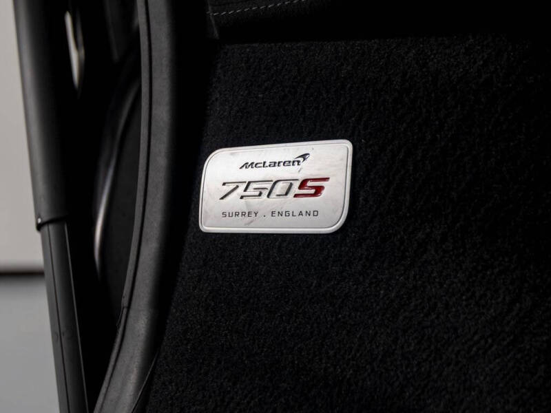 2024 McLaren 750S Spider