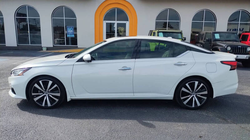 2020 Nissan Altima 2.5 Platinum