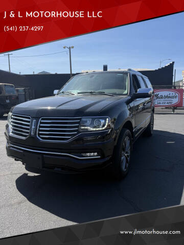 2017 Lincoln Navigator Select