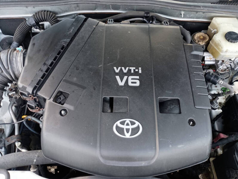 2004 Toyota 4Runner SR5