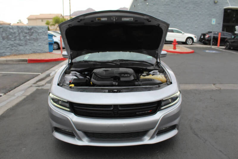 2017 Dodge Charger SXT