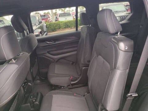 2025 Jeep Grand Cherokee L Laredo X