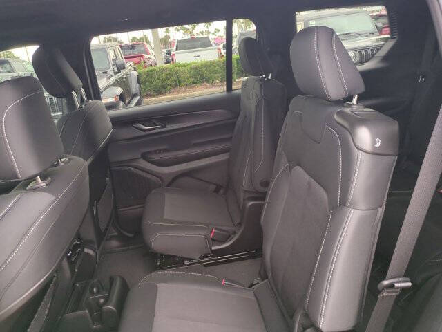 2025 Jeep Grand Cherokee L Laredo X