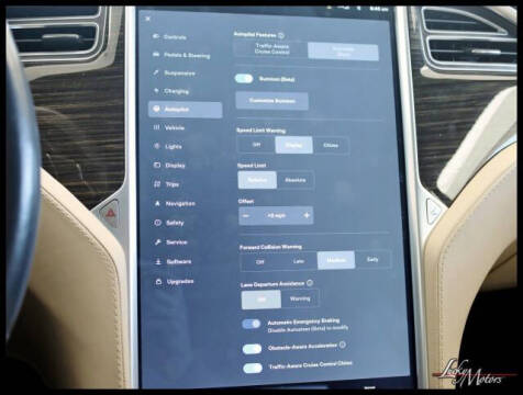 2015 Tesla Model S 90D