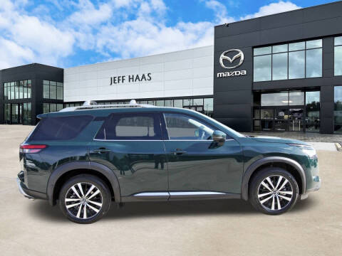 2024 Nissan Pathfinder Platinum