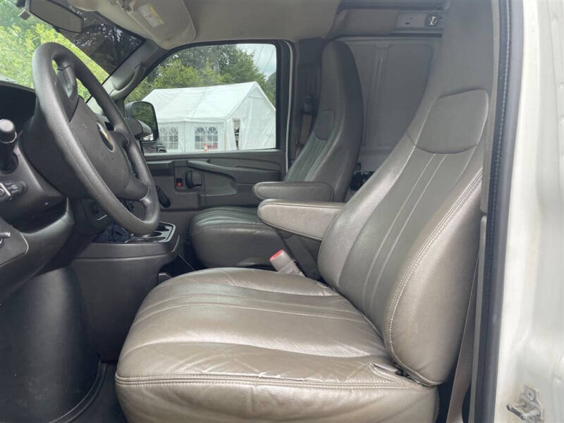 2011 Chevrolet Express 2500