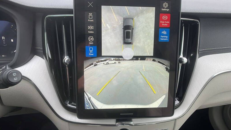 2026 Volvo XC60 B5 Ultra