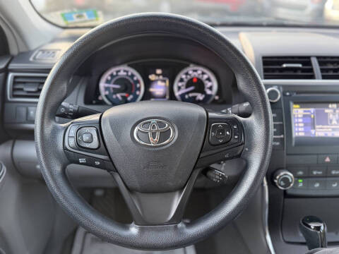 2016 Toyota Camry XSE