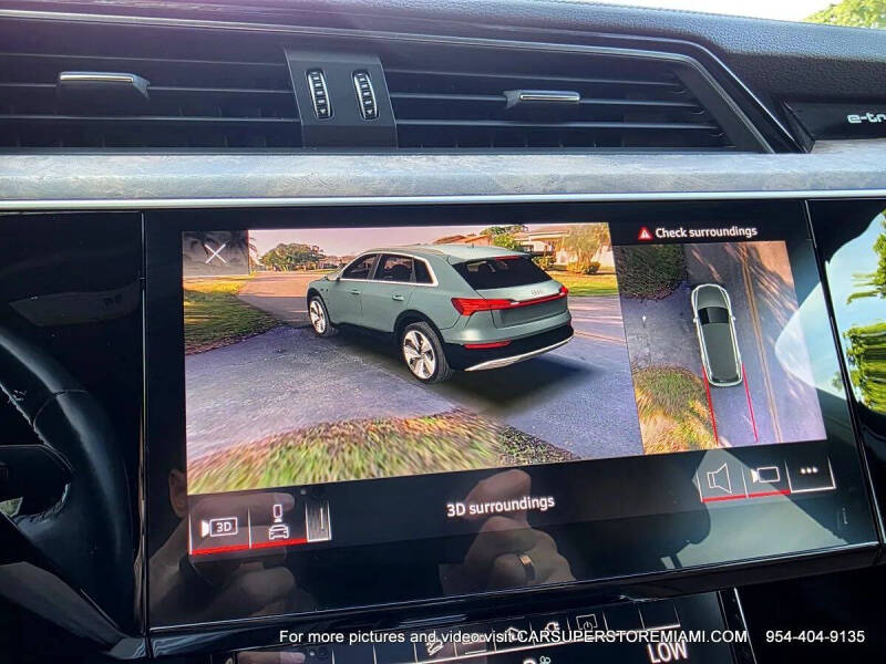 2021 Audi e-tron quattro Premium