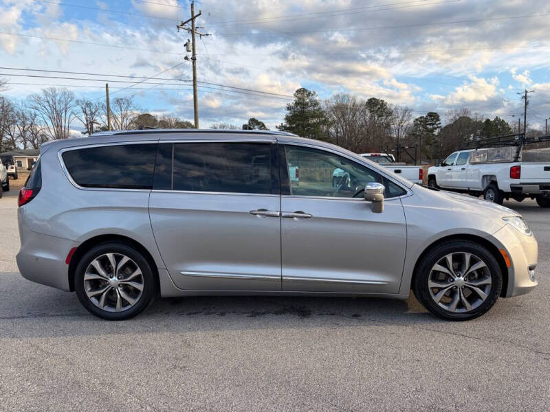 2017 Chrysler Pacifica Limited