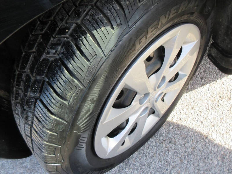 2015 Kia Rio 5-Door LX