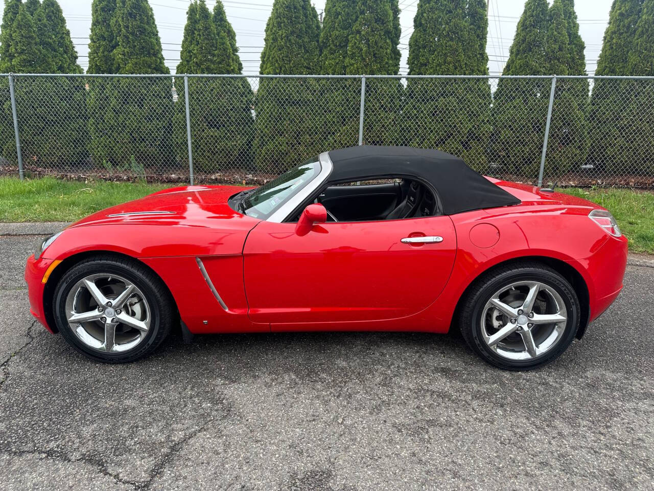 2008 Saturn SKY 11