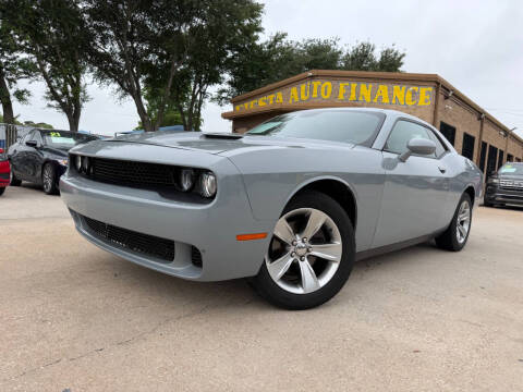 2021 Dodge Challenger SXT