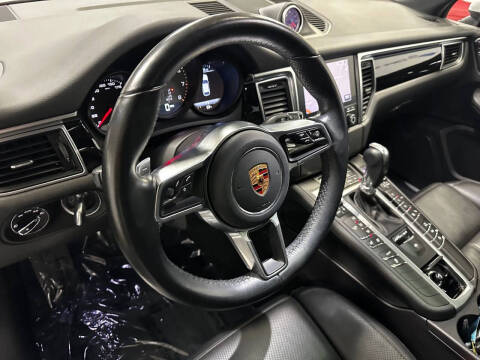 2018 Porsche Macan S