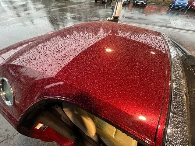 2004 Ford Thunderbird Deluxe