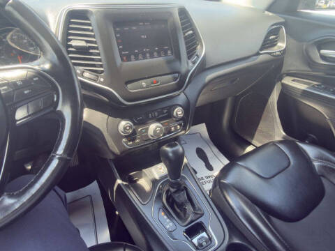 2019 Jeep Cherokee Altitude