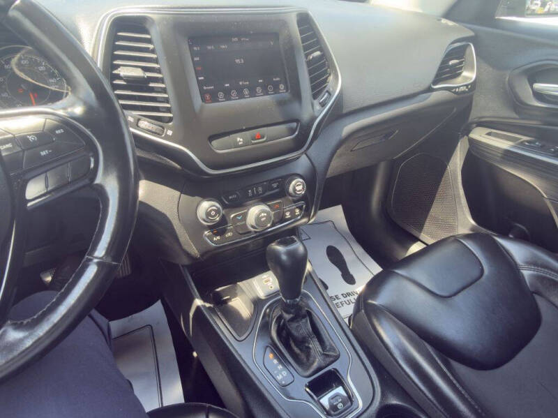 2019 Jeep Cherokee Altitude