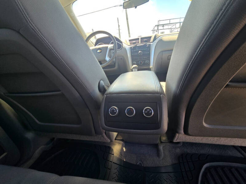 2012 Chevrolet Traverse LS