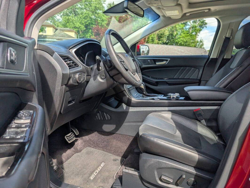 2016 Ford Edge Sport