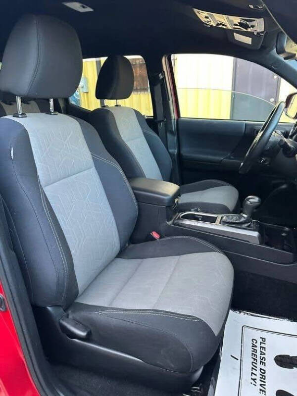 2021 Toyota Tacoma TRD Off-Road