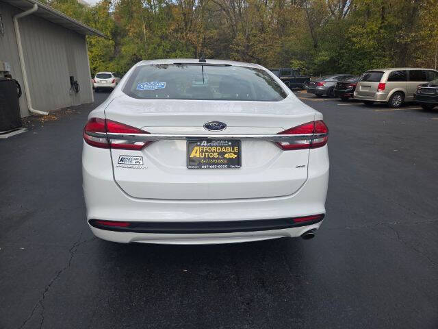 2017 Ford Fusion SE