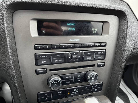 2010 Ford Mustang V6