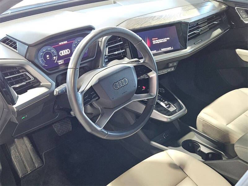 2022 Audi Q4 e-tron quattro Premium 50