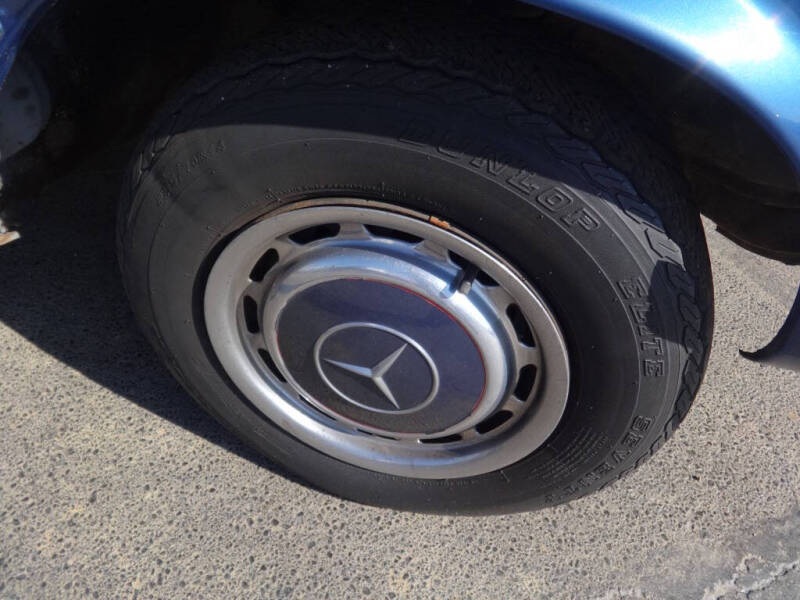 1977 Mercedes-Benz 450-Class