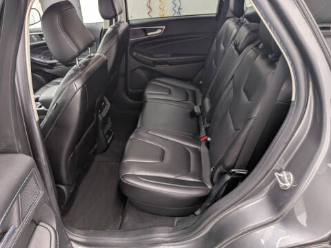2021 Ford Edge Titanium