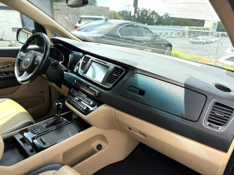 2016 Kia Sedona Limited