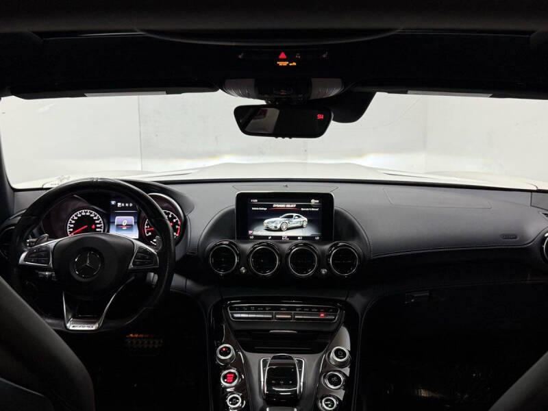 2017 Mercedes-Benz AMG GT