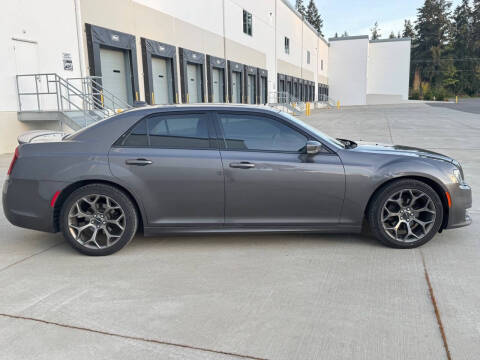2018 Chrysler 300 S