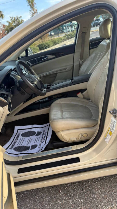 2015 Lincoln MKZ Hybrid