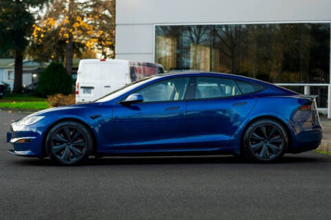 2023 Tesla Model S Plaid