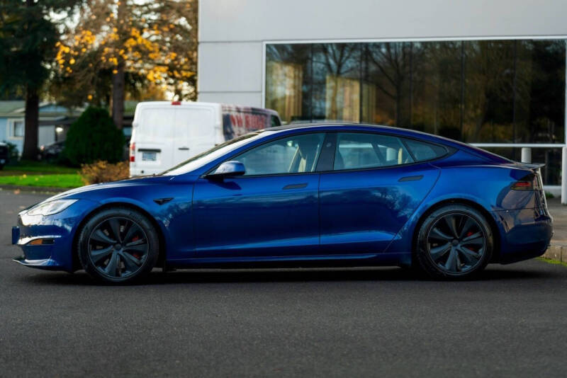 2023 Tesla Model S Plaid