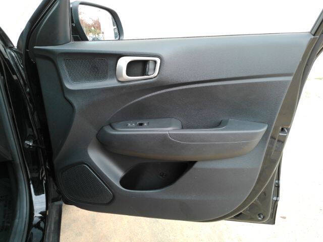 2022 Hyundai Venue SEL