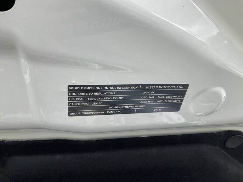 2026 Nissan LEAF Platinum+