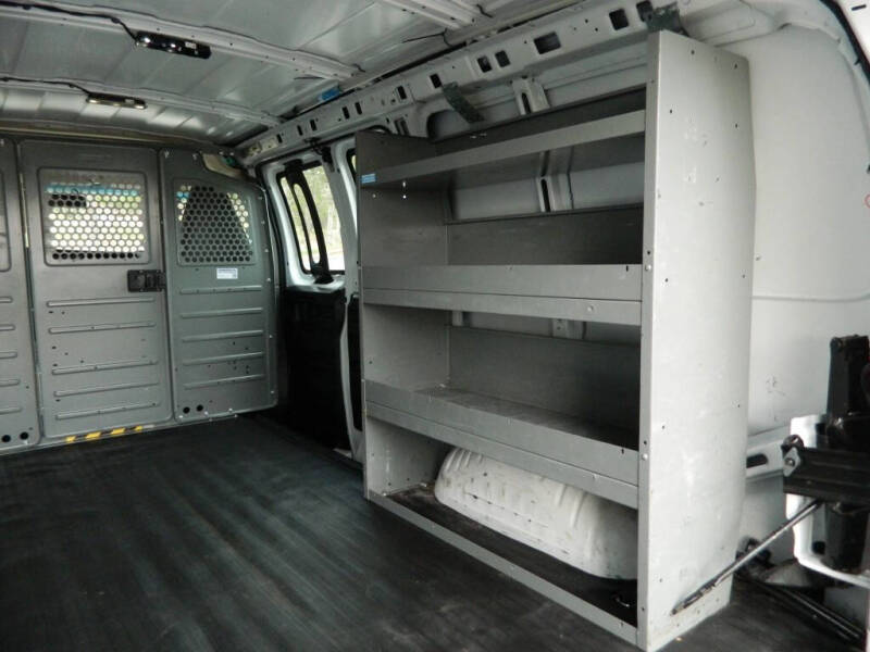 2019 Chevrolet Express 2500